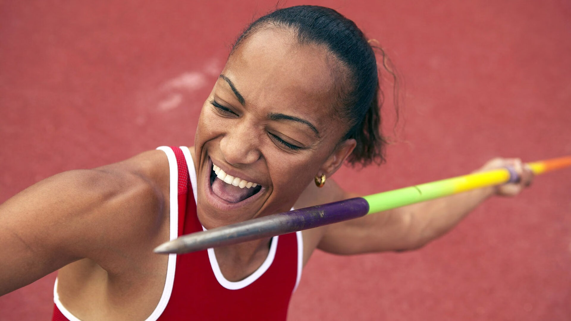 足球比赛裁判判罚争议